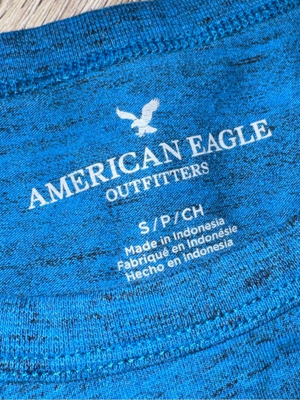 American Eagle Outfitters Blue Graphic Tee shirt short sleeve top - Picture 2 of 2